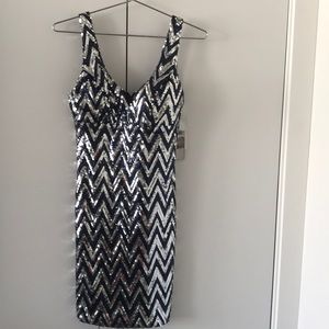 Gorgeous Blue & Silver Sequin 👗 Size: 3